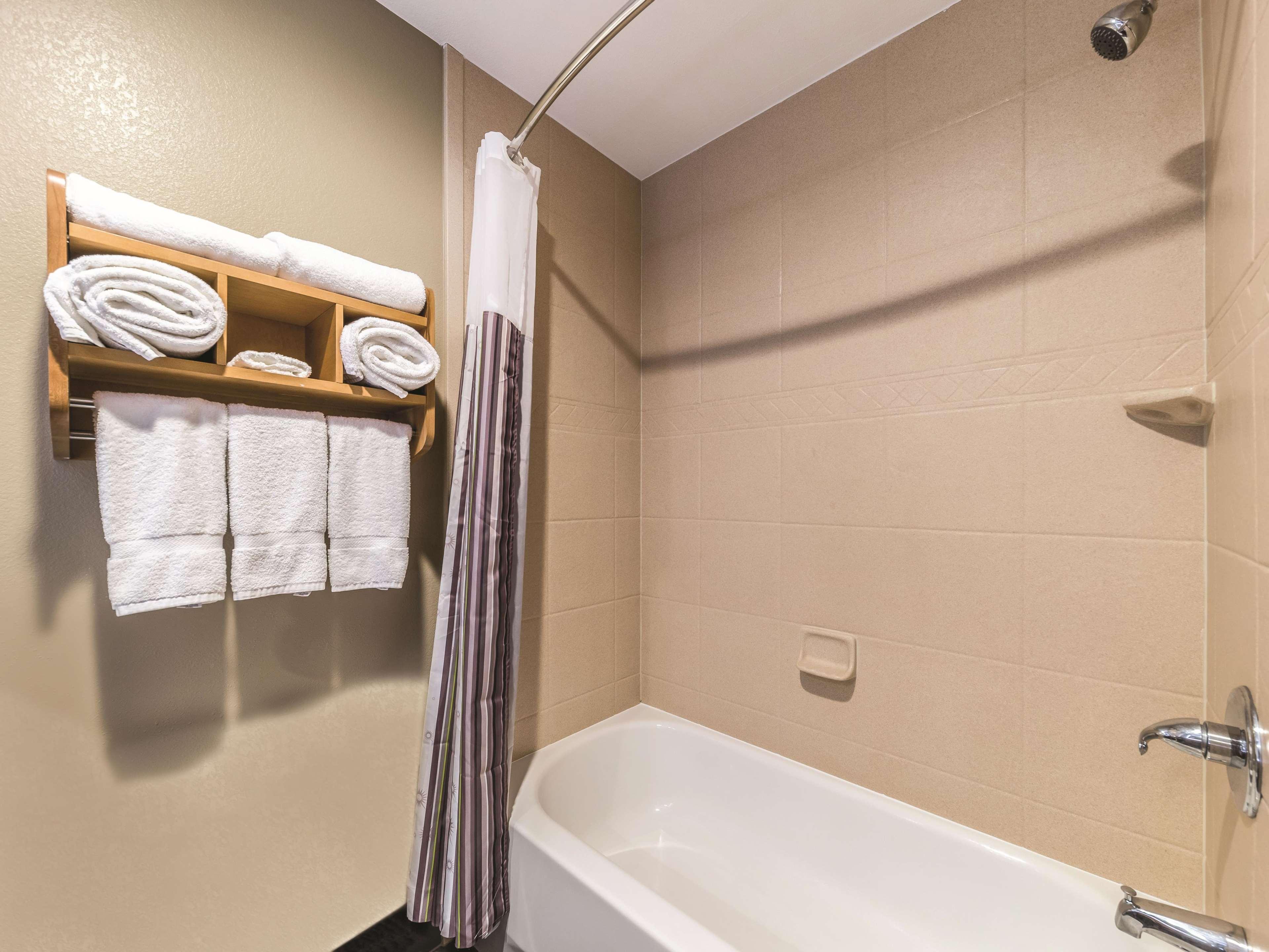 Hotel La Quinta By Wyndham Tulsa - Catoosa Esterno foto